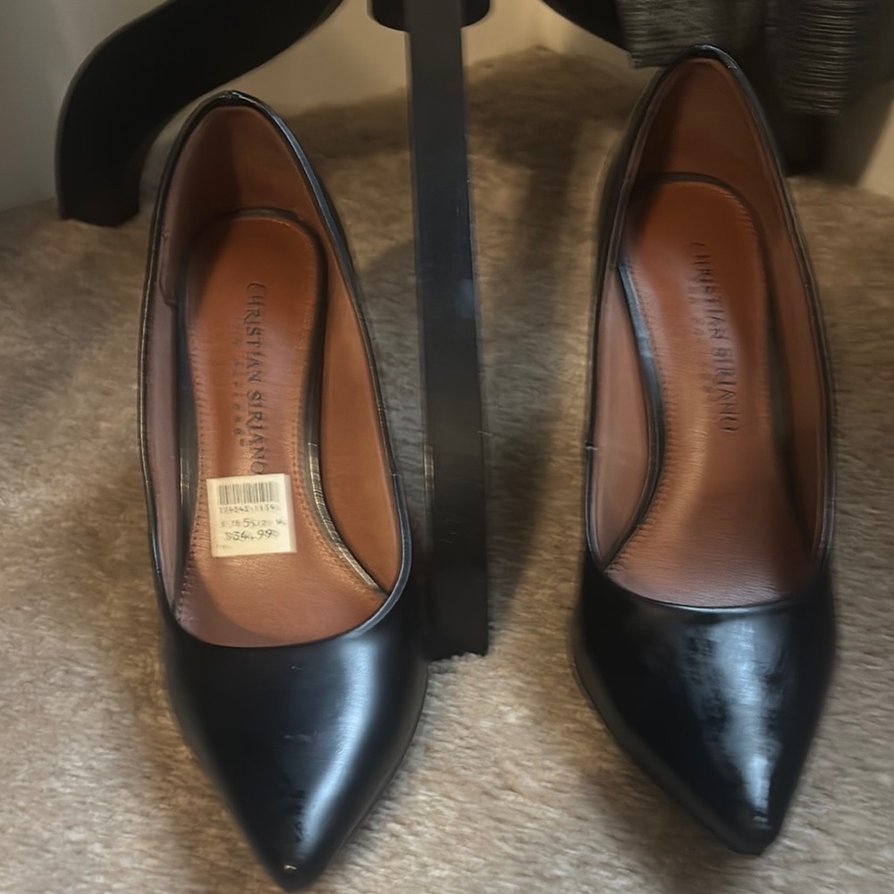 Christian Siriano Black Heels with Sleek Silhouette